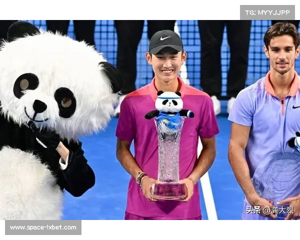 商竣程成都站复出 卫冕冠军力争排名再创辉煌