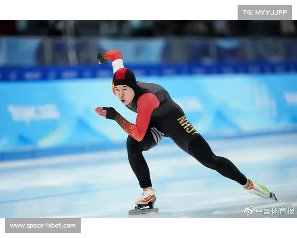 贝特女子200米跑出22秒41强势夺冠 杰克逊以22秒79位列第二